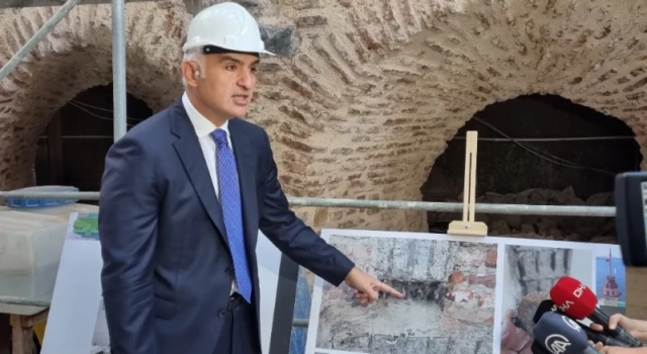 Bakan Ersoy, Kız Kulesi’nde incelemelerde bulundu