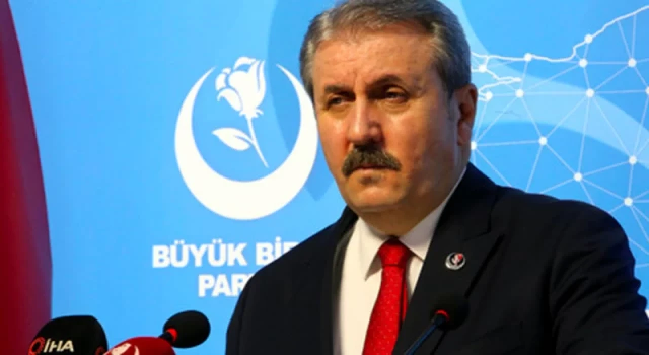 BBP lideri Destici: Rüşvet iddialarıyla ilgili hukuk gereğini yapmalı