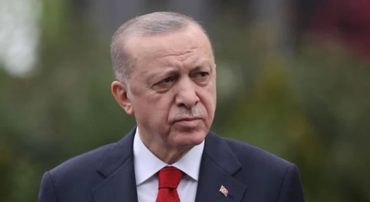 Cumhurbaşkanı Erdoğan, cuma namazı çıkışı önemli açıklamalarda bulundu