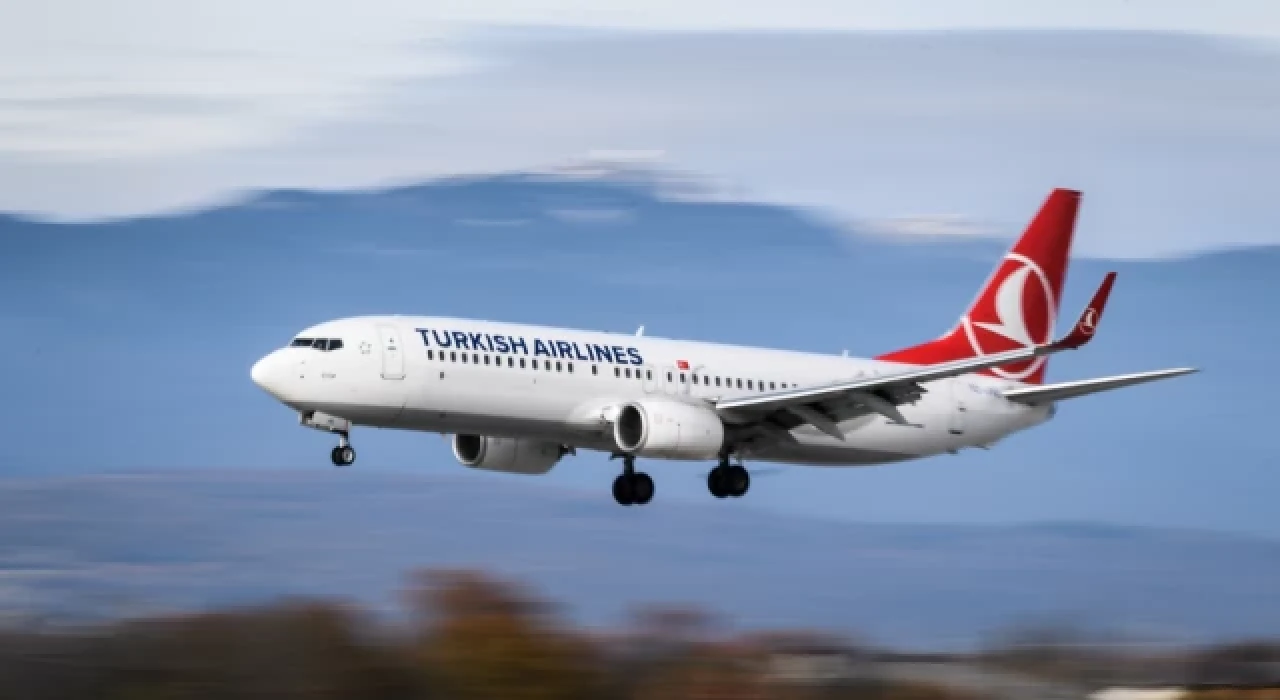 Fransa'daki grev nedeniyle THY 21 seferini iptal etti