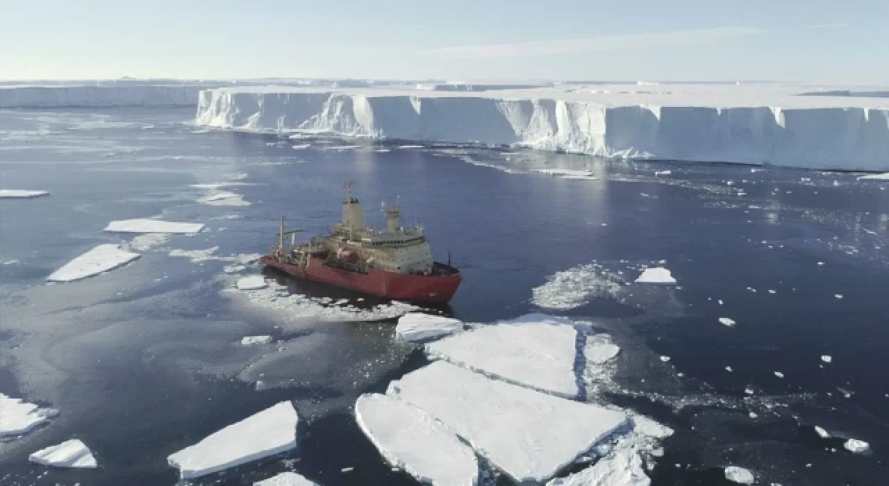 "Kıyamet Buzulu" parmak uçlarında duruyor