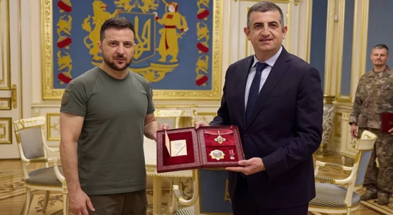 Zelenski’den, Bayraktar İHA’nın üreticisi Haluk Bayraktar’a ’Devlet Liyakat Nişanı’