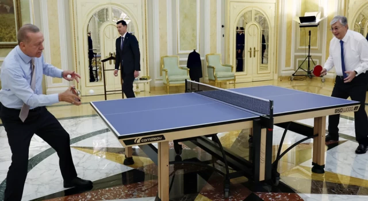 Cumhurbaşkanı Erdoğan, Tokayev ile masa tenisi oynadı