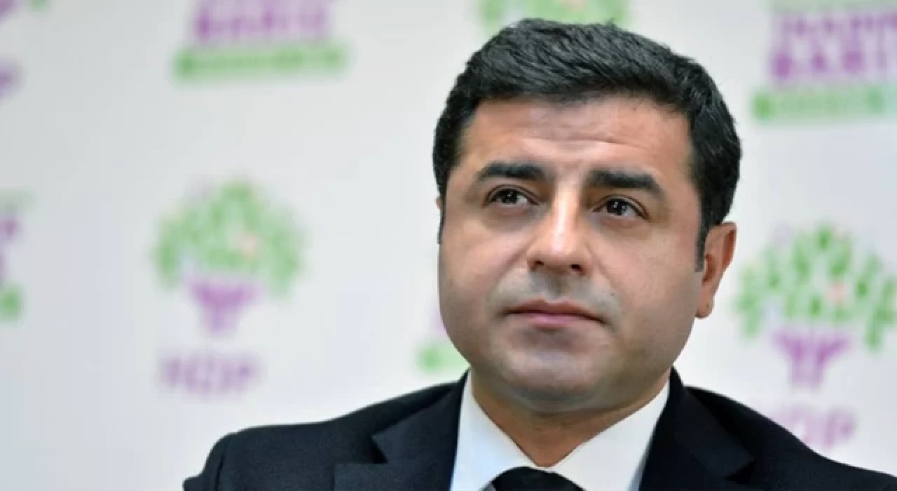 Demirtaş: Kimyasal silah kullanmak insanlığa karşı suçtur; bu görüntülere TBMM ve muhalefet sessiz kalamaz