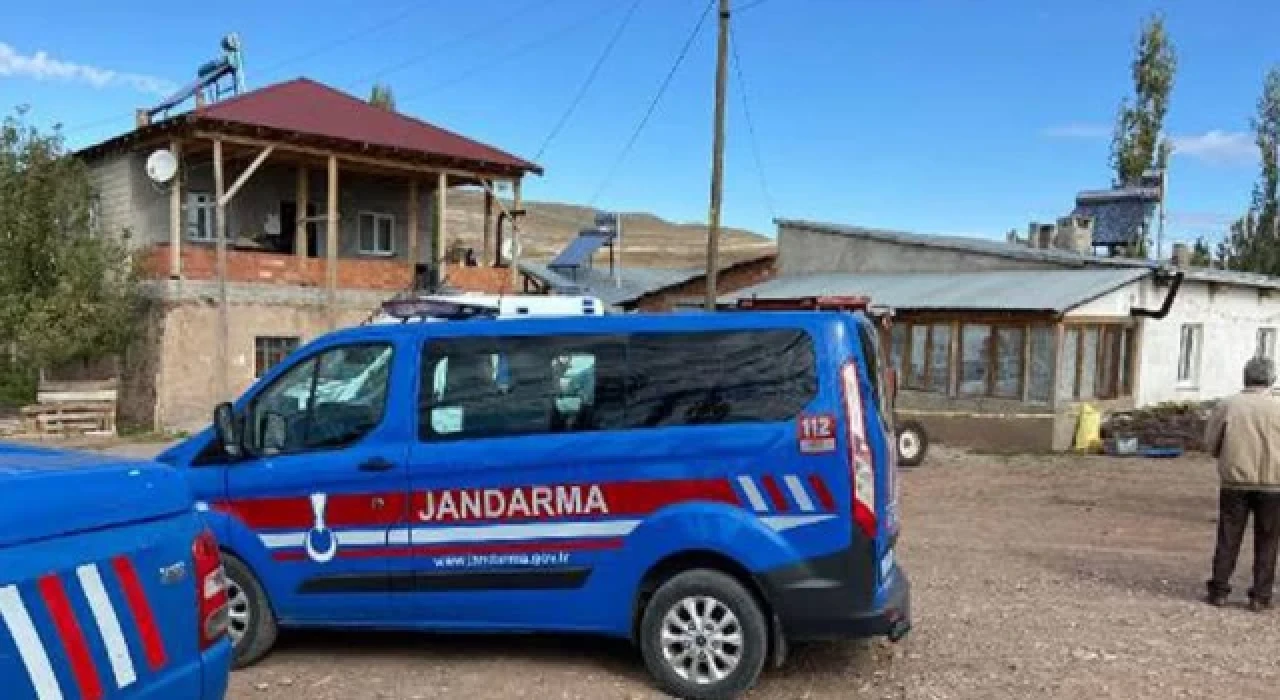 Karı- koca, Sivas'ta evlerinde silahla vurulmuş halde ölü bulundu