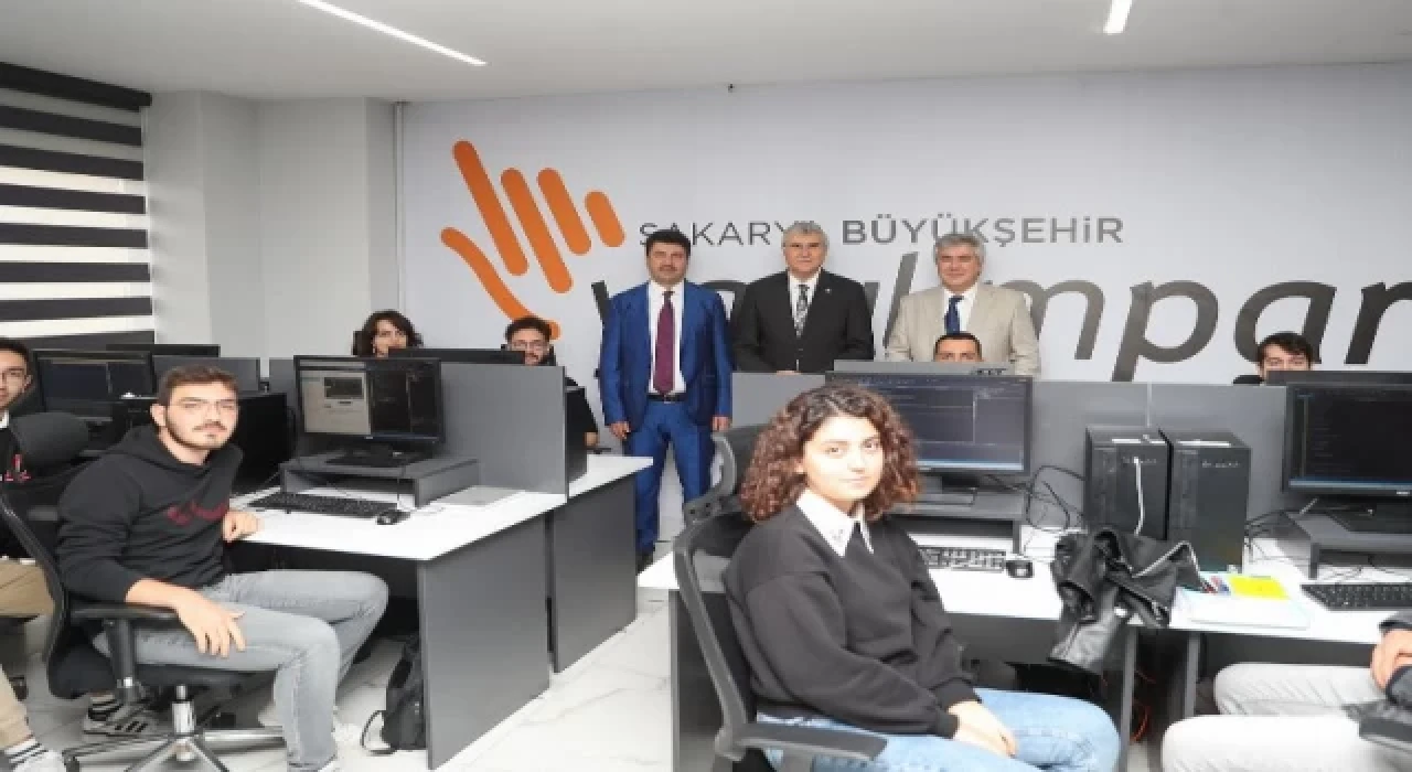 Sakarya’da ’Yazılım Park’ açıldı... Ulusal projenin parçası olacak