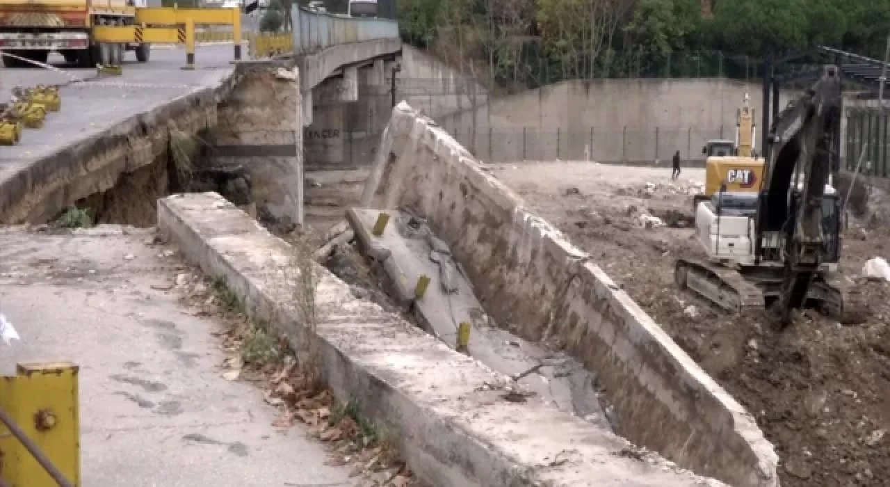 Bakırköy'de istinat duvarı çöktü, E-5 bağlantı yolu trafiğe kapatıldı