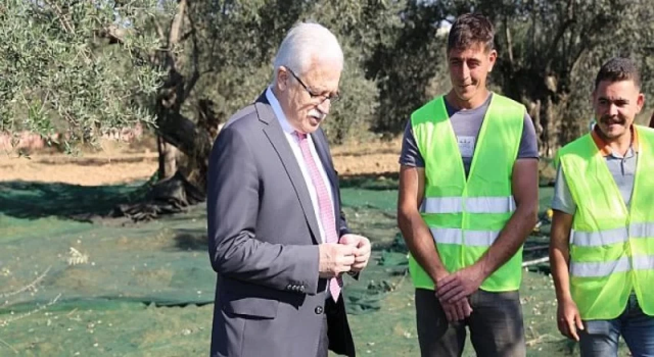 Başkan Deveciler Zeytin Emekçileriyle Buluştu