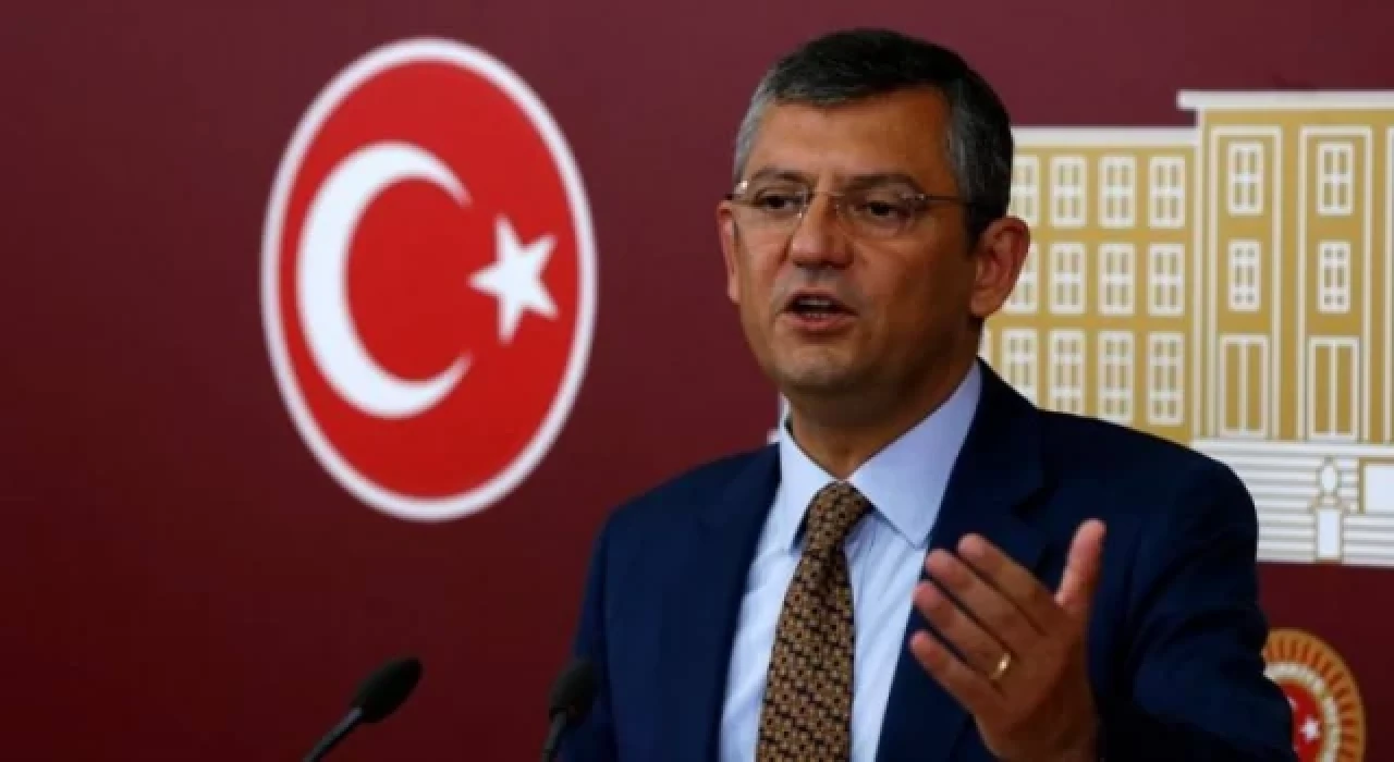 CHP’li Özel: Ülkenin üzerine binalar yıkıldıktan sonra siyasi çekişmelerin kıymeti kalmayacak
