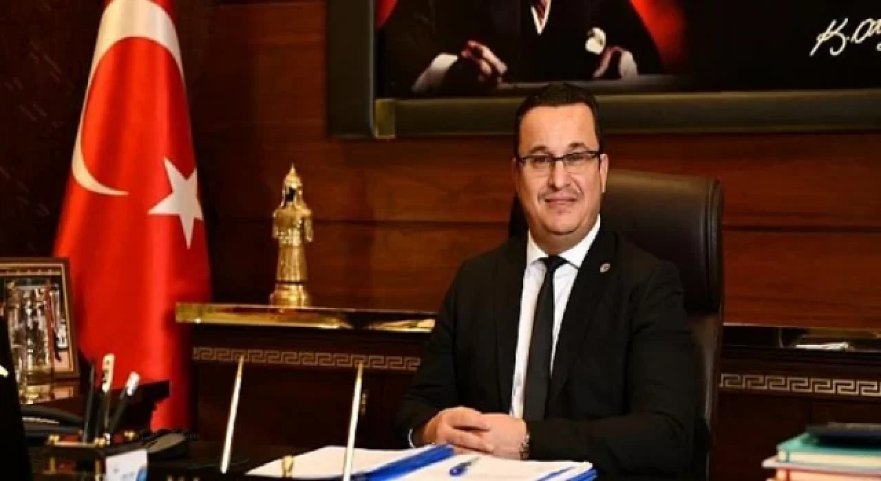 Mustafakemalpaşa Belediye Başkanı Mehmet Kanar, 10 Kasım Mesajı