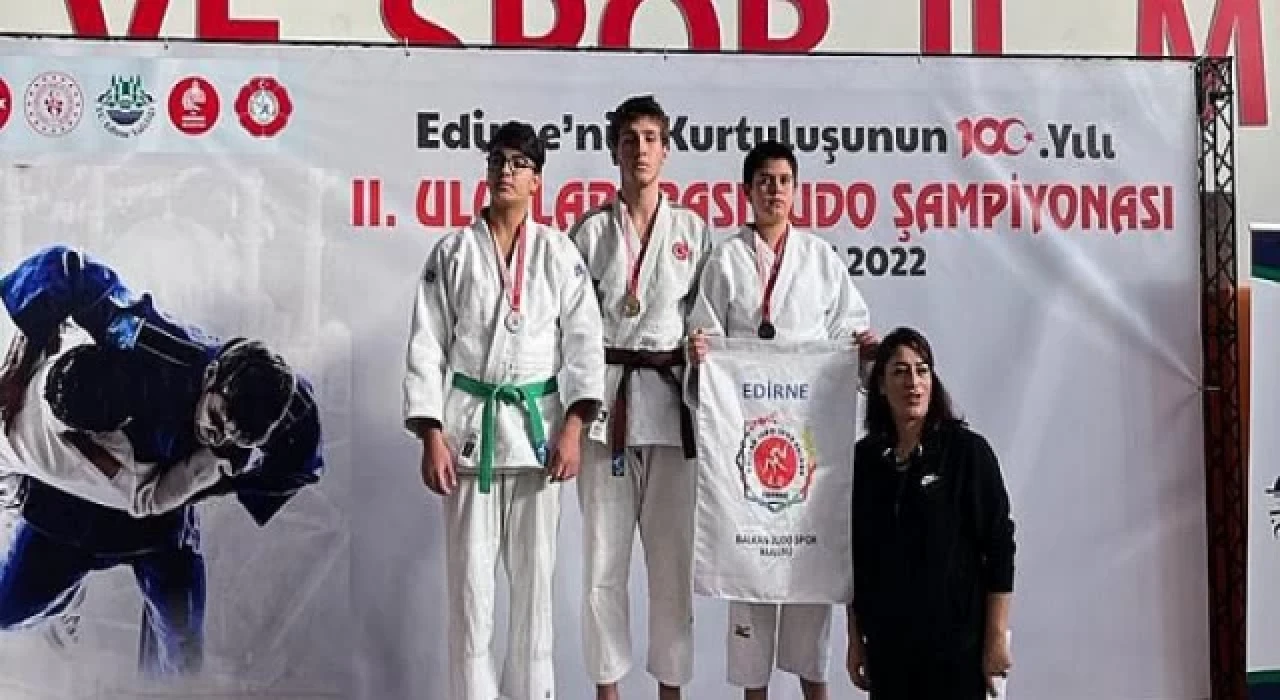 Osmangazili judoculardan 3 madalya