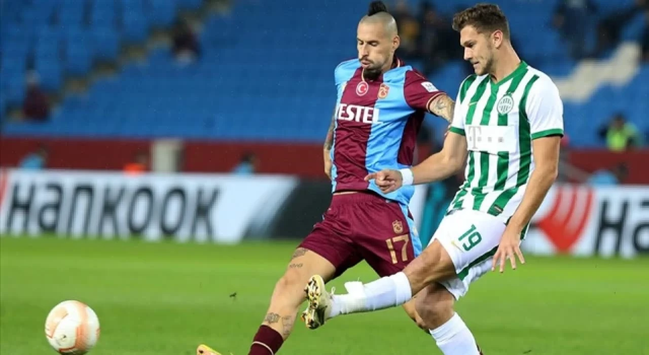 Trabzonspor yoluna Konferans Ligi play-off turunda devam edecek