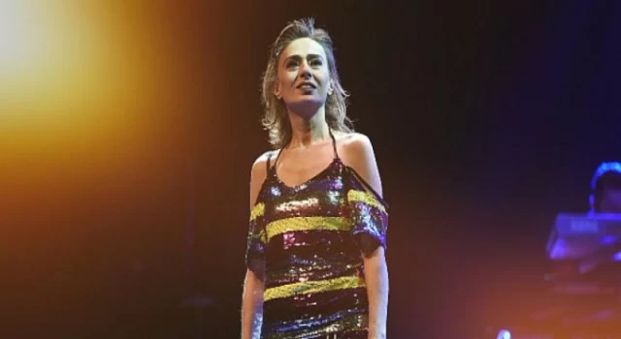 Yıldız Tilbe Zamansız Şarkılarıyla sahnelerde olacak