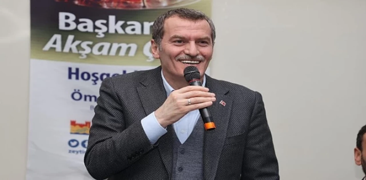 'Başkanla Akşam Çayı’nda Konuşan Arısoy: “Zeytinburnu’nun Yapı Stoğunu Yenilemek İçin Hep Birlikte Çalışmalıyız”