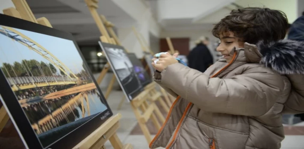 Bursa Yıldırım’da ’karma fotoğraf’ sergisi