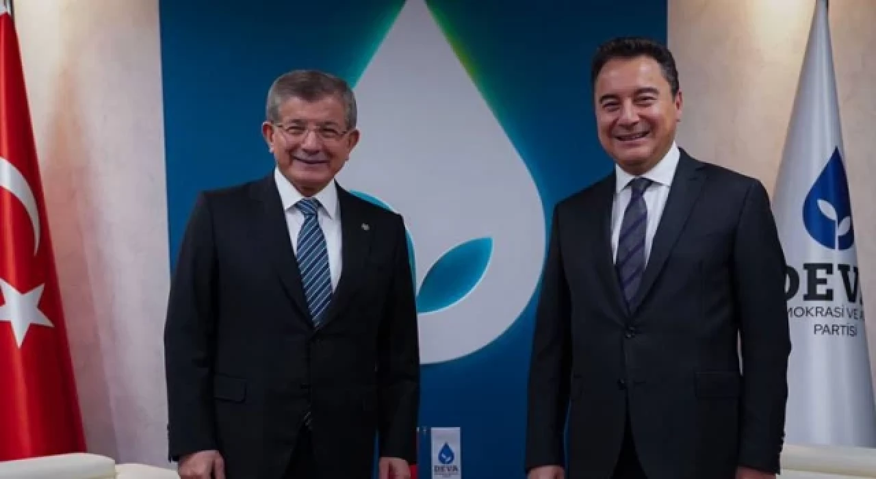 Davutoğlu’ndan Babacan’a ziyaret