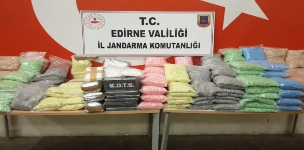 Edirne’de kilolarca uyuşturucuya el kondu