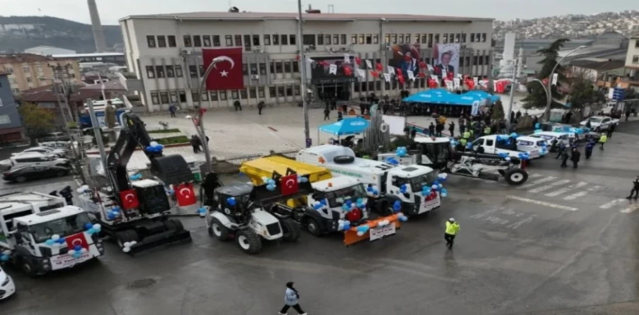 Kocaeli Dilovası’na 16 yeni hizmet aracı