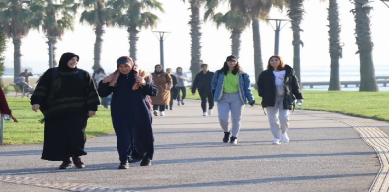 Kocaeli İzmit’te sağlıklı yaşam yürüyüşleri sürüyor