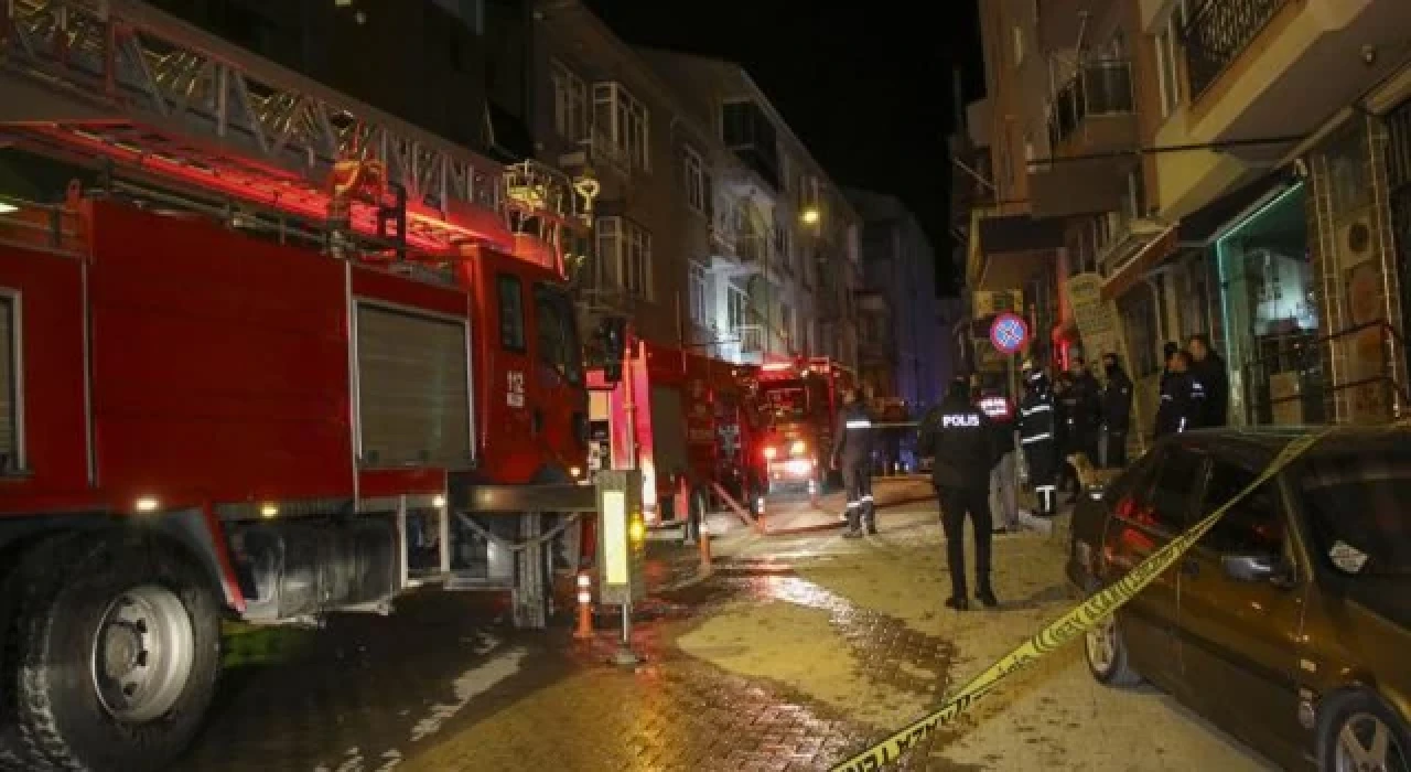 Uşak'ta 4 katlı binada yangın: 7 kişi dumandan etkilendi