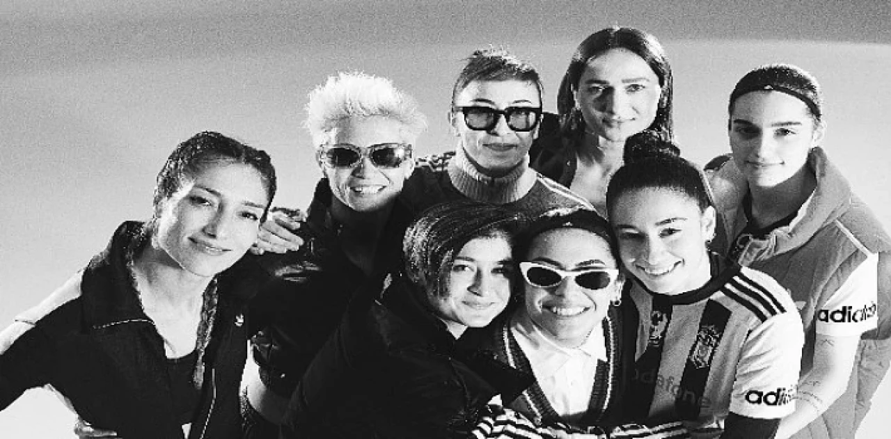 adidas tüm gücüyle Beşiktaş JK Kadın Futbol Takımı’nın yanında; “Buradayız!”