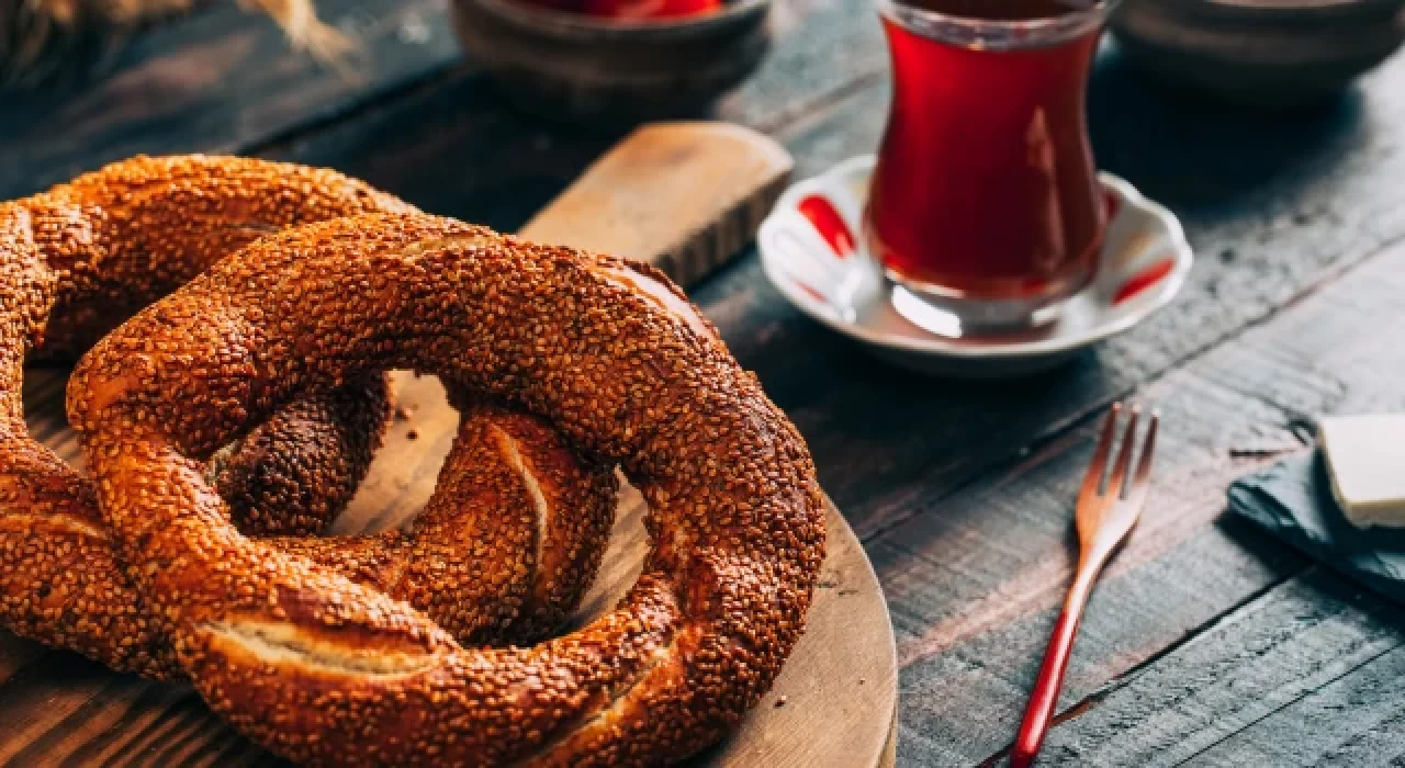 Ankara’da simit artık 7 TL