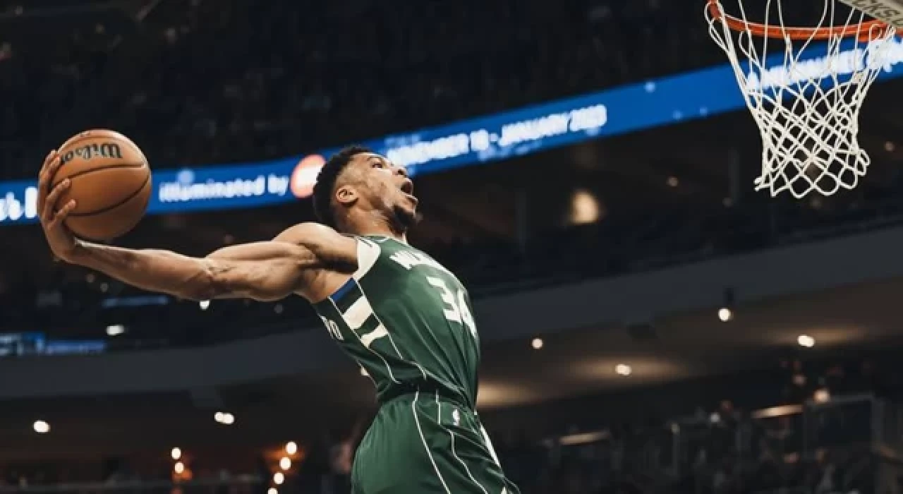 Antetokounmpo'nun rekor gecesinde Milwaukee Bucks kazandı
