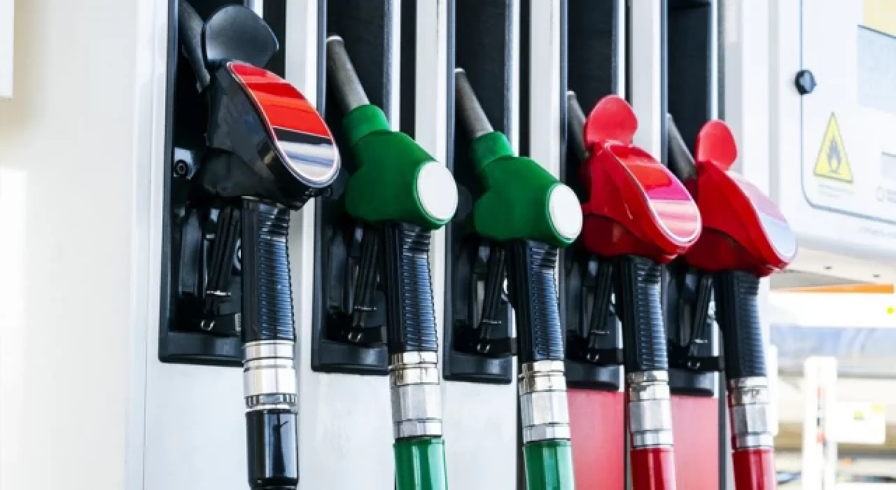 Benzin ve motorine indirim yapıldı