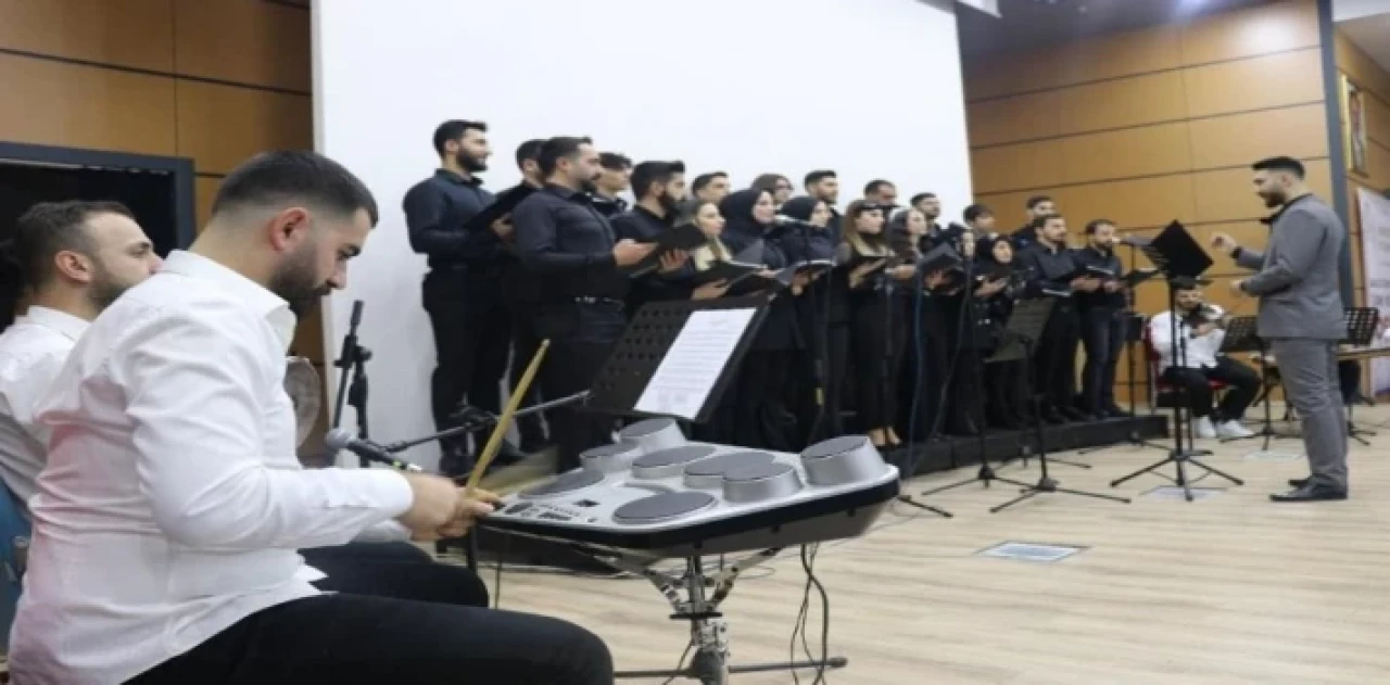  Bingöl de ’Şarkılar Bizi Söyler’ dedi