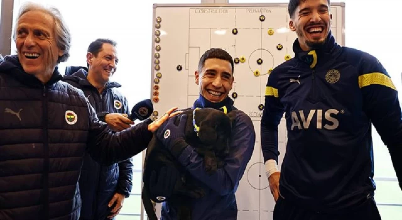 Fenerbahçe'nin idmanında Emre Mor’a sürpriz