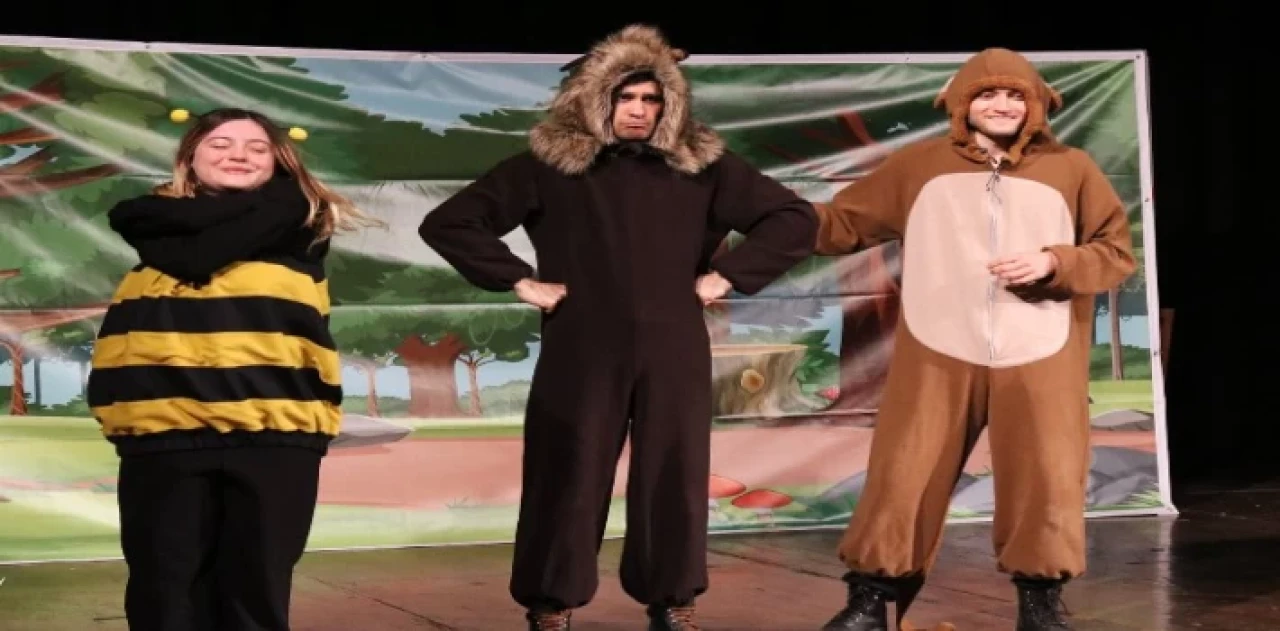 Sakarya’da minikler ‘Arı Maya’ ile eğlendi