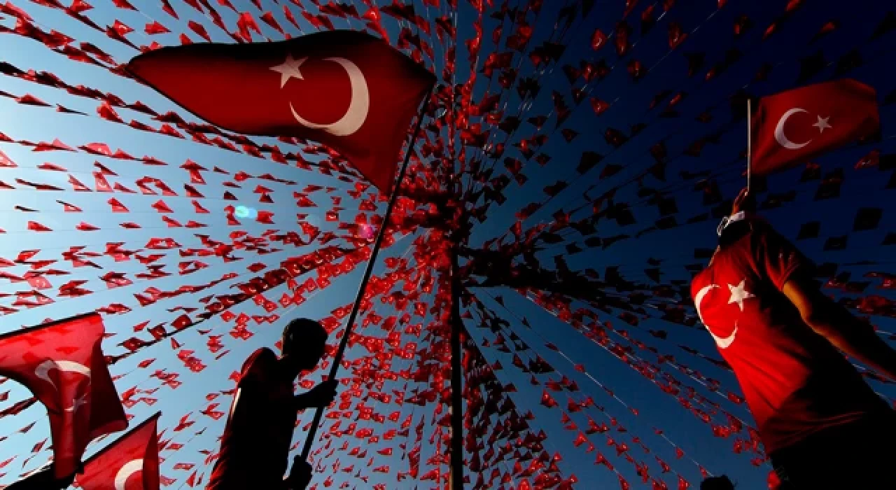 2022 Demokrasi Endeksi Raporu'nda 'Türkiye'; Uganda, Tunus ve Bangladeş’in arkasında 103. sırada