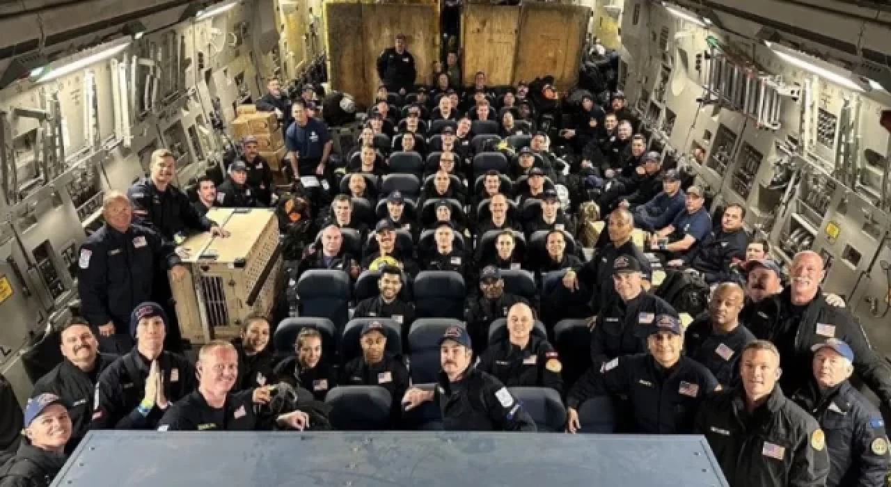 ABD'nin Türkiye'ye gönderdiği arama kurtarma ekibi yola çıktı