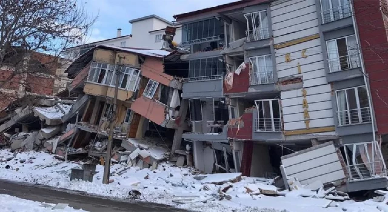 BAE,  Gaziantep’te depremzedeler için sahra hastanesi kurdu