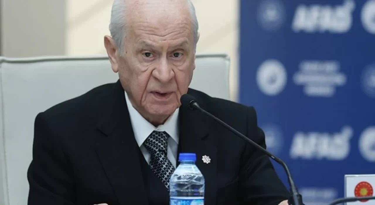 Bahçeli depremden 16 gün sonra memleketi Osmaniye’ye gitti