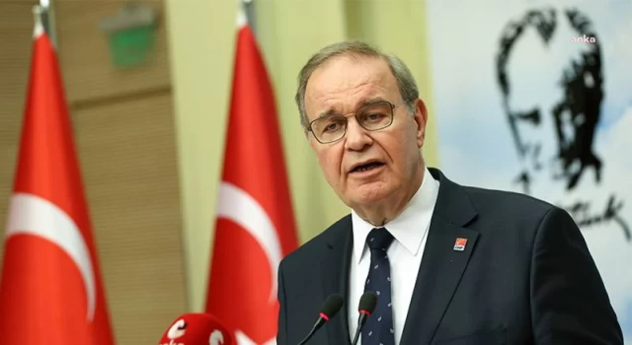 CHP Sözcüsü Faik Öztrak: 21 yıldır ülkenin başında, hiç sıkılmadan ”Bir yıl daha bana görev verin” diyerek kendini acındırmaya çalışıyor