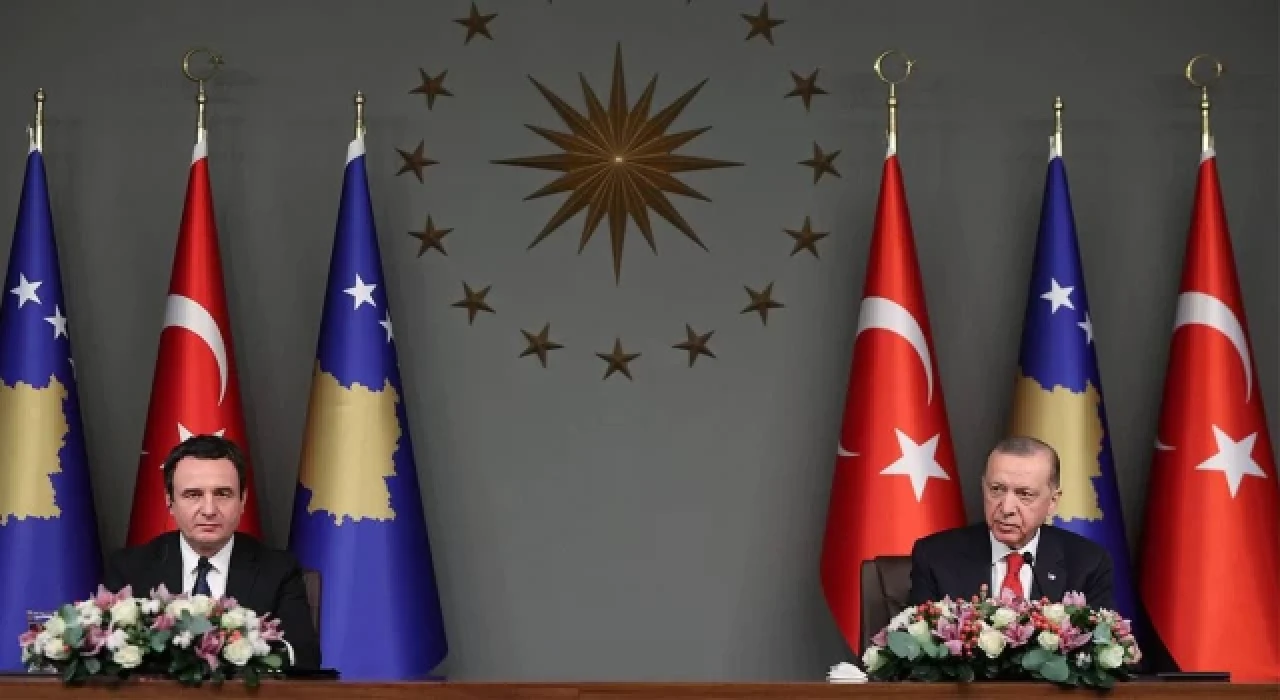 Cumhurbaşkanı Erdoğan: Kosova ile Sırbistan’ın barışçıl ve yapıcı yaklaşımlar sergilemesini bekliyoruz
