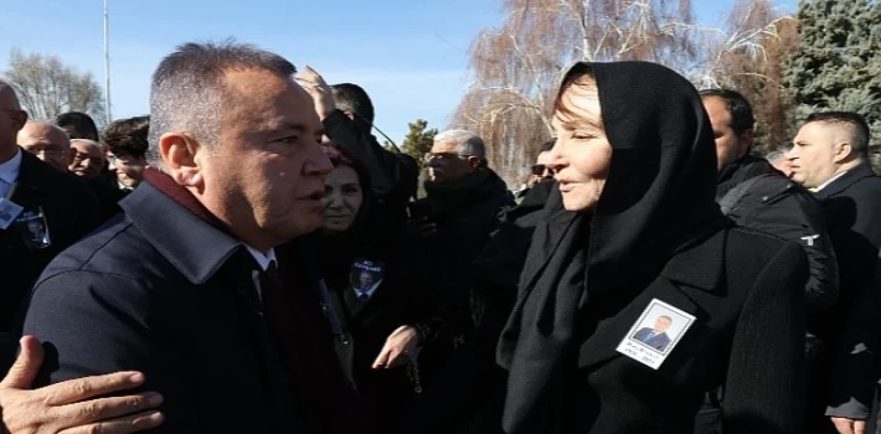 Deniz Baykal son yolculuğuna uğurlandı: Başkan Böcek, &apos;Milletimizin başı sağ olsun’