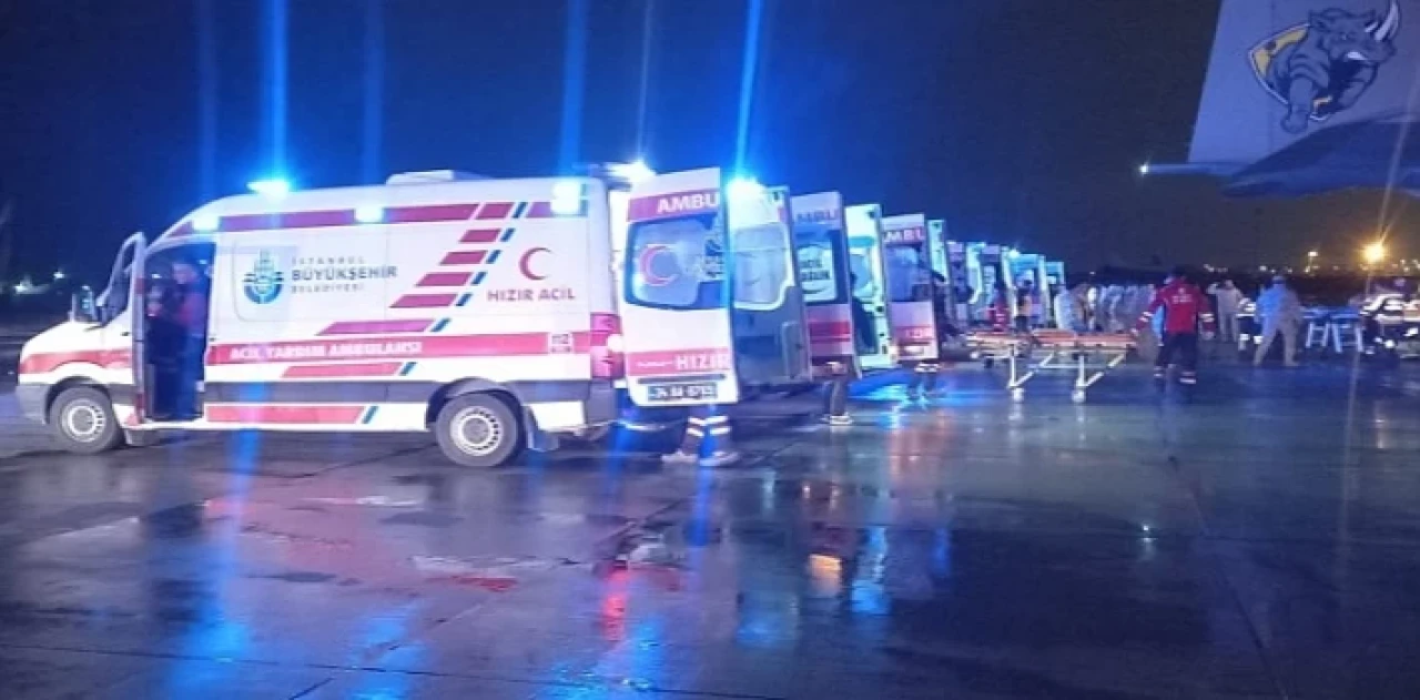 İstanbul Büyükşehir Belediyesi Deprem Bölgesi İçin Seferber