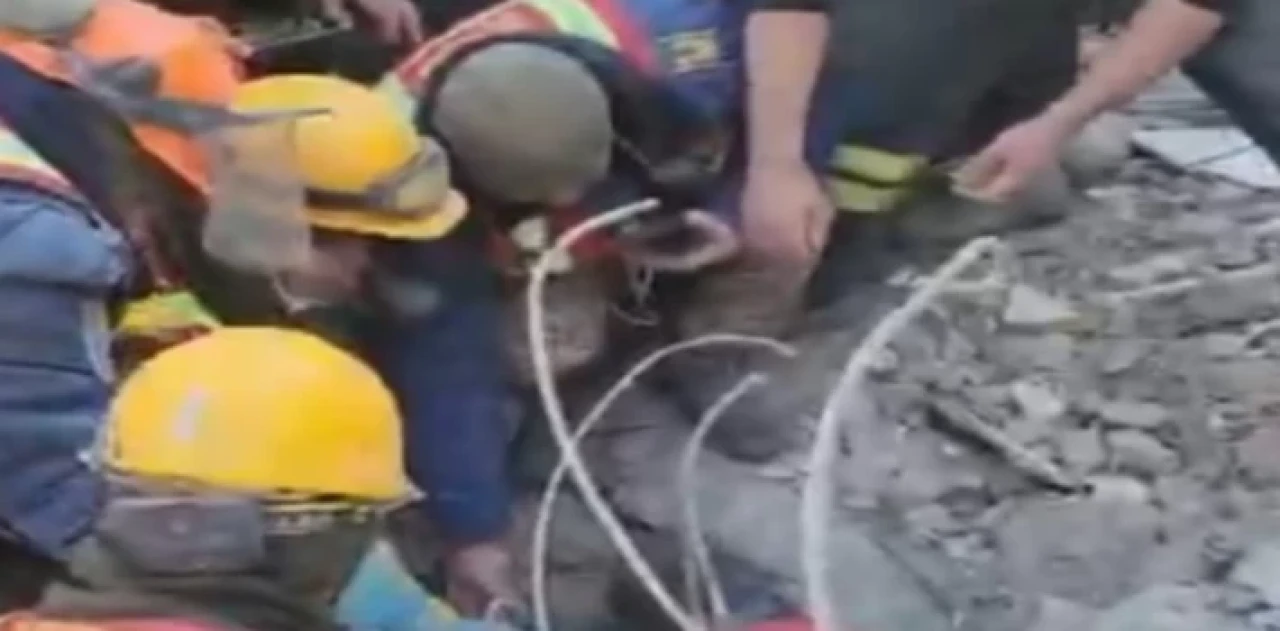 Kayseri itfaiyesinden 180’nci saatte can kurtardı