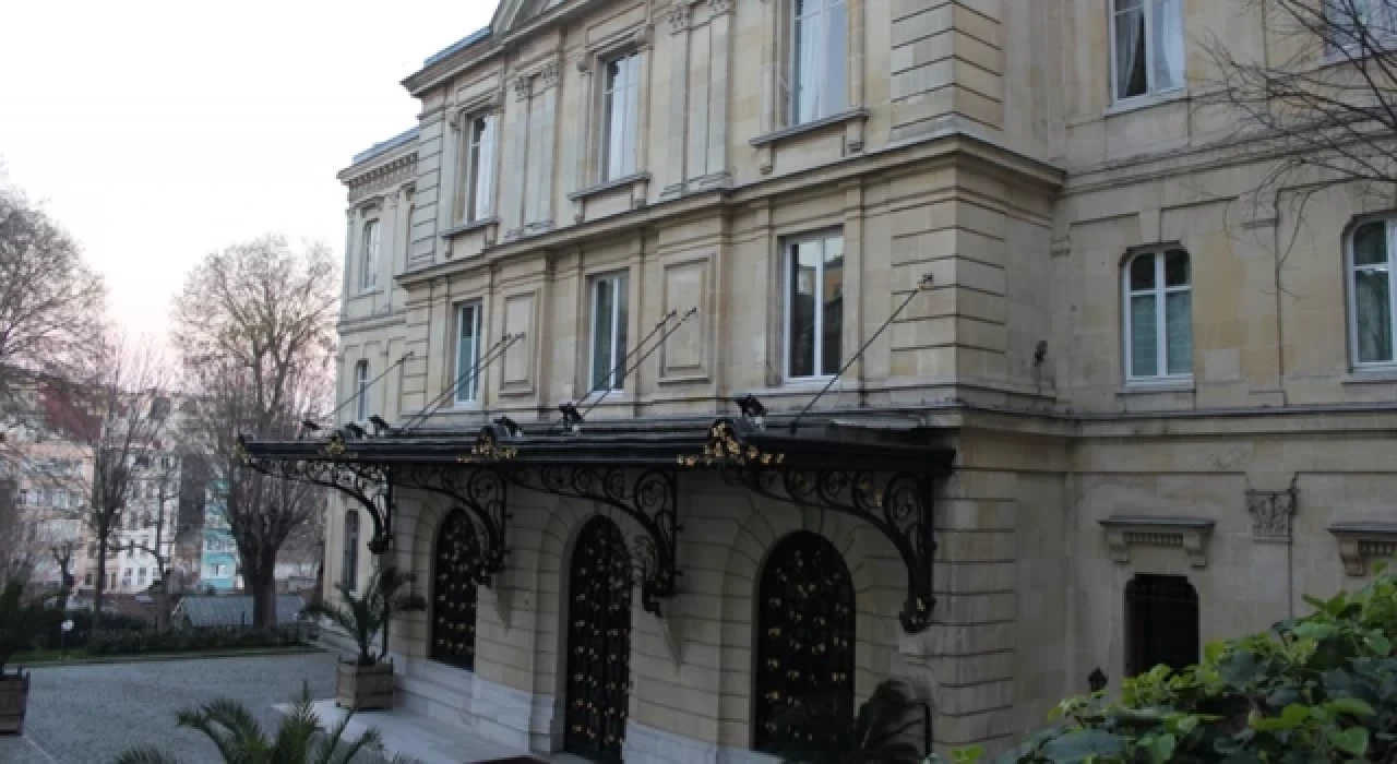 Pierre Loti Lisesi 'güvenlik' gerekçesiyle kapatıldı