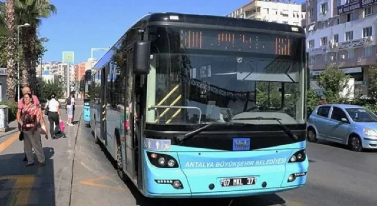 Antalya'da toplu taşımaya zam geldi, taksimetre açılış ücreti 10 lira oldu