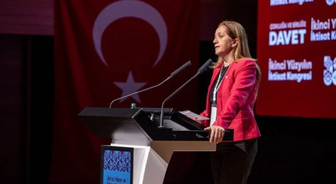 DİSK Genel Başkanı Arzu Çerkezoğlu: Masallar bitti, bütün yaldızlar döküldü