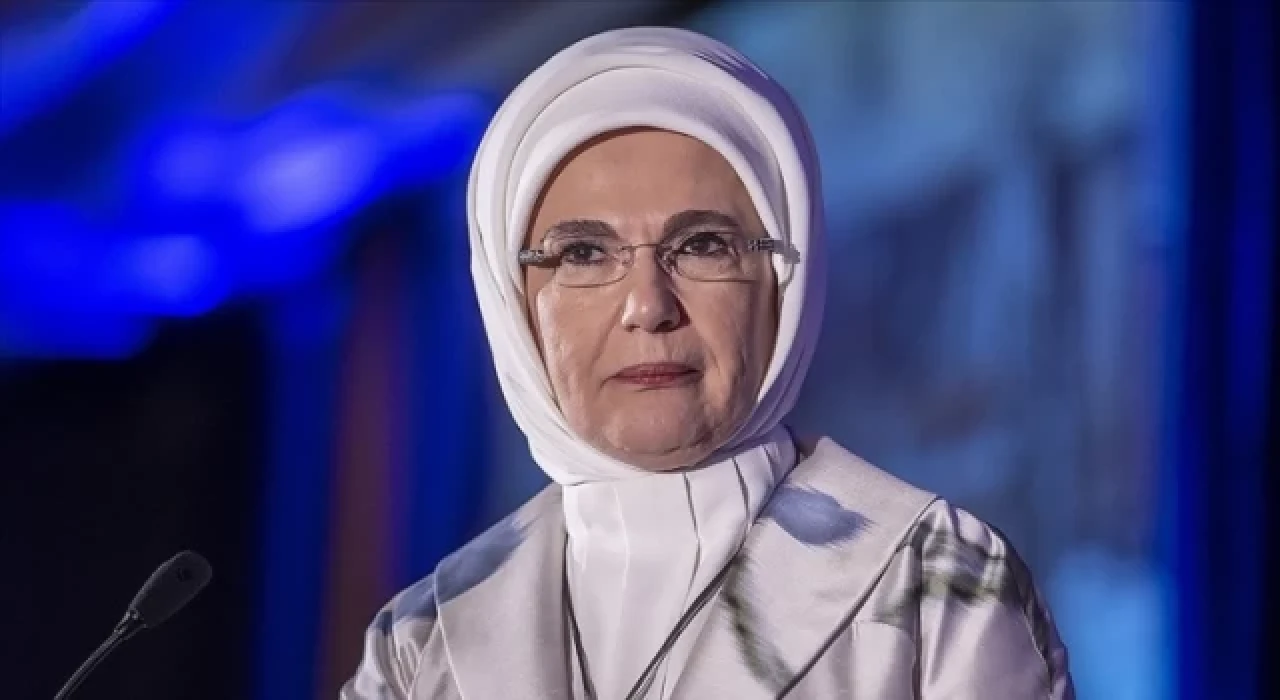 Emine Erdoğan: Büyük acı yaşandı; o acılarla baş başa kalındığı zaman insanın ruh hali hiç de iyi olmaz, onun için işe fayda hale gelmeniz lazım