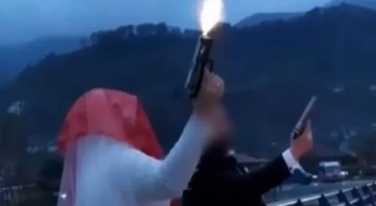 Gelin ve damat havaya ateş açtı