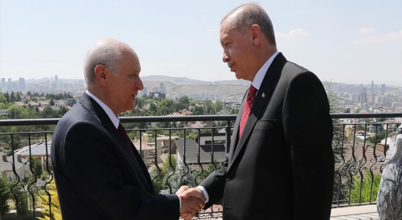 Kulis: Cumhur İttifakı'nda HÜDA-PAR ve Yeniden Refah Partisi "rahatsızlığı"