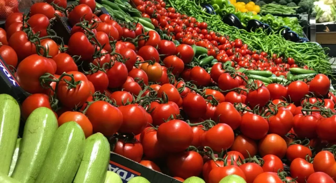 TÜRK-İŞ: 4 kişilik ailenin yoksulluk sınırı 31 bin 241 lira oldu