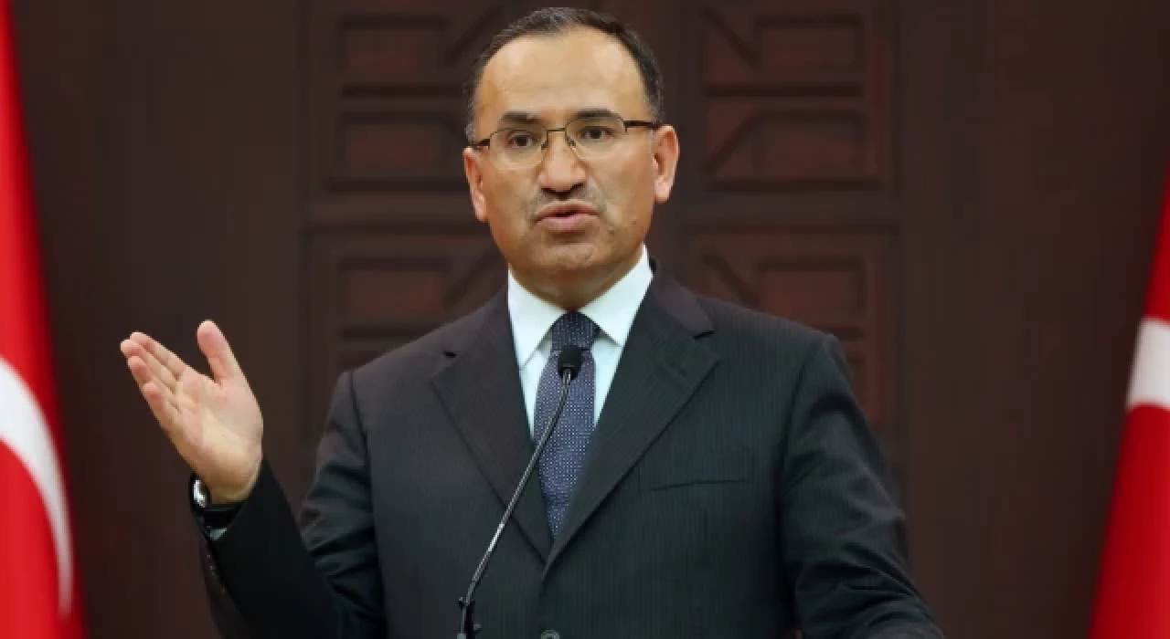 Adalet Bakanı Bozdağ: Kürtçenin üzerindeki yasakları tek tek biz kaldırdık
