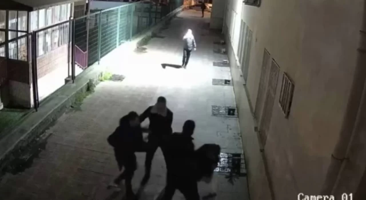 AK Partili il başkanı saldırıya uğradı