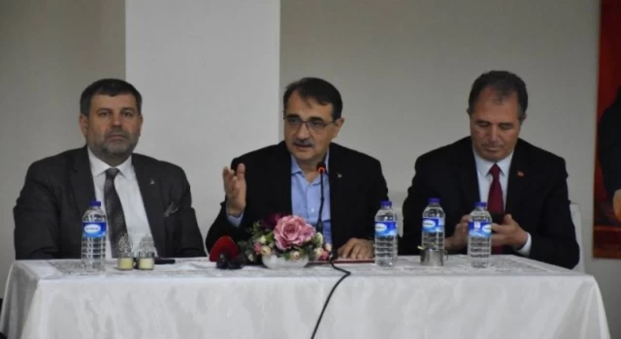 Bakan Dönmez’den konutlara ”bedava tabii gaz” açıklaması